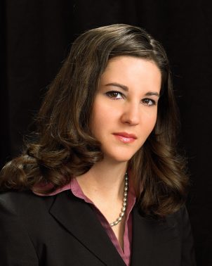 Photo of Jennifer Percy, who is a Utah family law attorney for Dexter and Dexter Law.